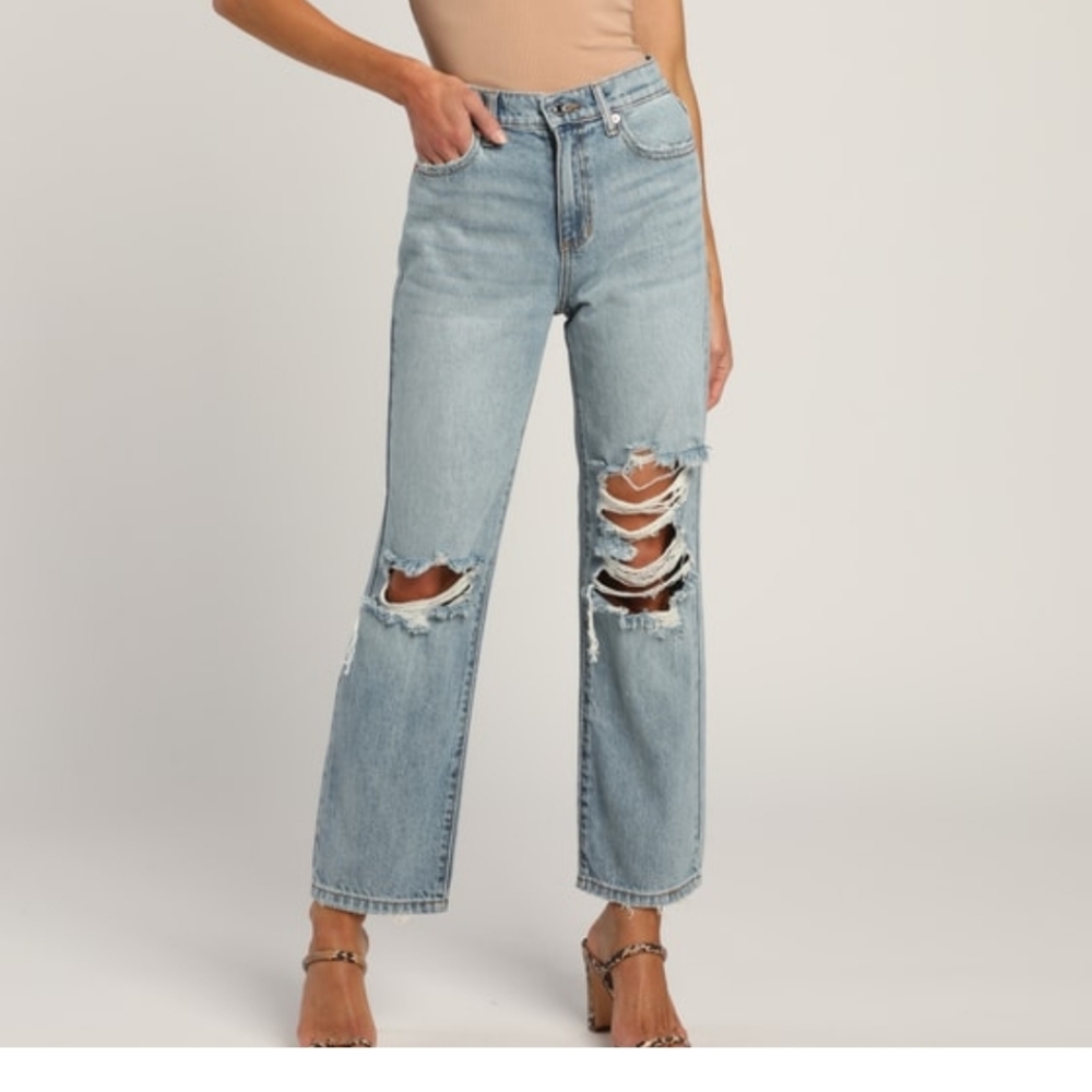 City Scene Light Wash High-Rise Distressed Straight-Leg Jeans